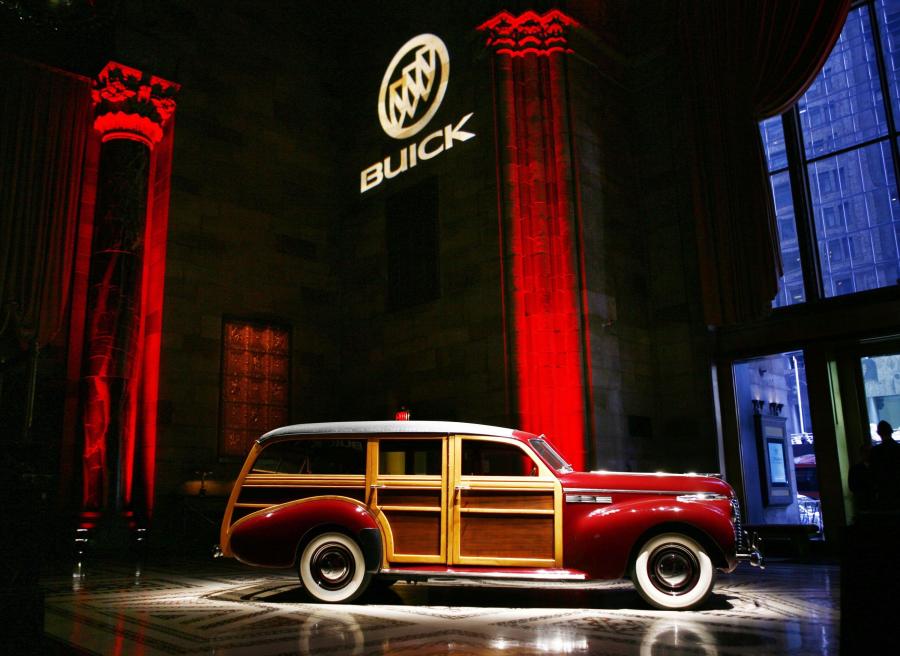  Buick Super Estate Wagon 1940 года  (фото 4 из 8)